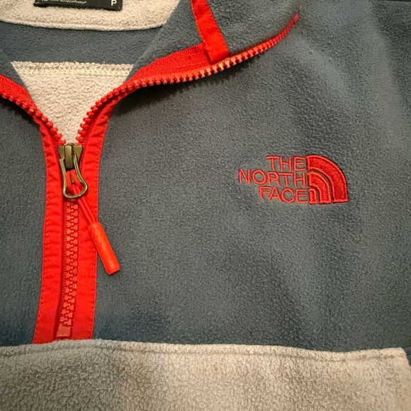 The North Face Fleece Quarter Zip Small Outdoor Core Hiking Cozy Winter Layer - Picture 2 of 4